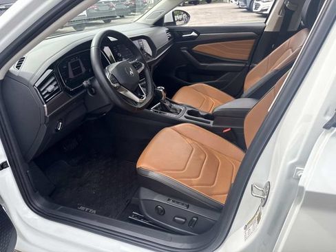 Used 2024 Volkswagen Jetta SEL FWD image 24
