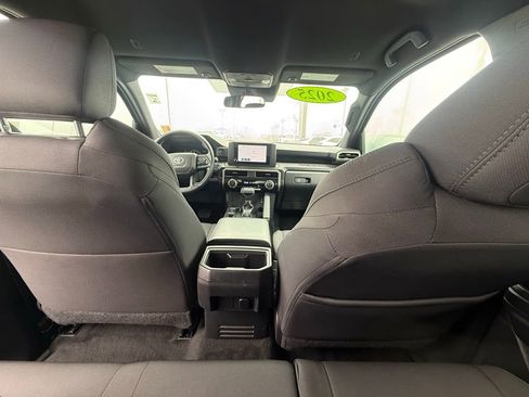 Used 2025 Toyota Tacoma SR image 12