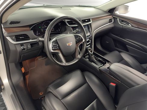 Used 2016 Cadillac XTS Luxury FWD image 4