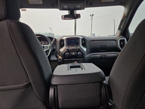 Certified 2021 Chevrolet Silverado 1500 LT AWD/4WD image 12