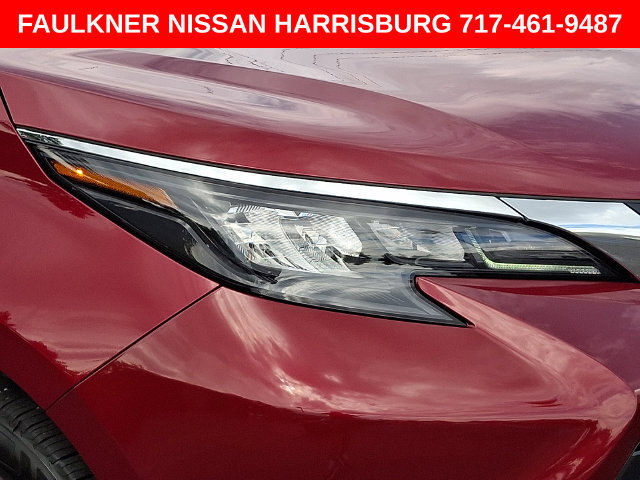 Used 2026 Toyota Sienna XLE FWD image 10