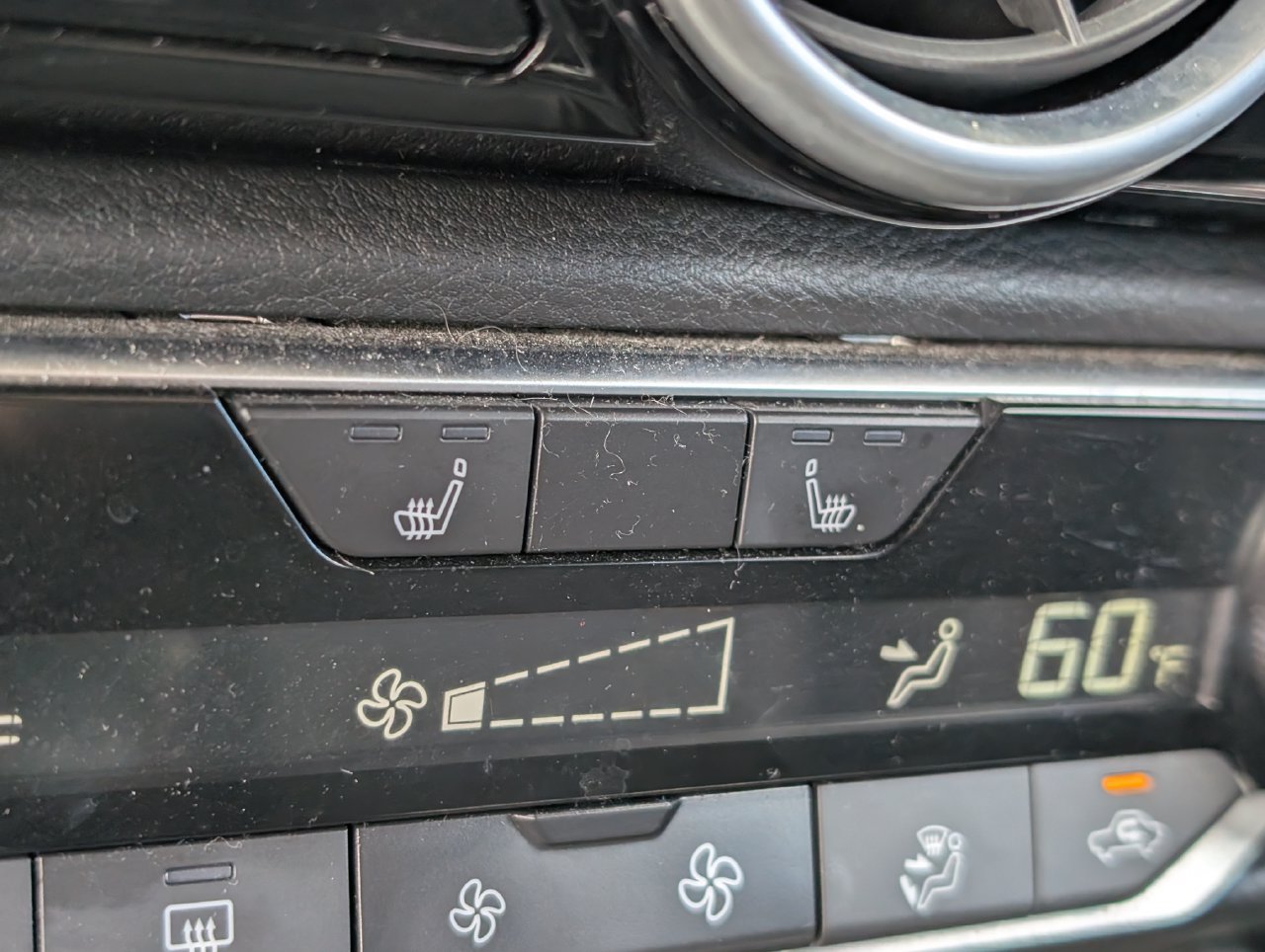 Used 2025 Nissan Sentra SR FWD image 18