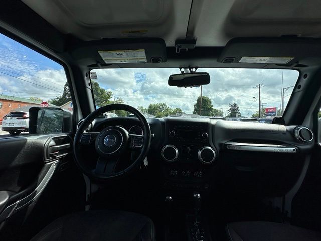 Used 2013 Jeep Wrangler Unlimited Sahara w/ Trailer Tow Group AWD/4WD image 20