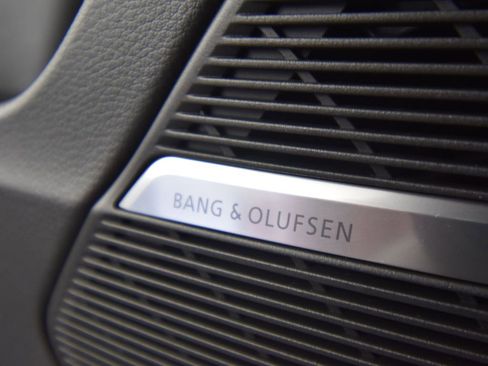 New 2025 Audi RS Q8 performance image 24