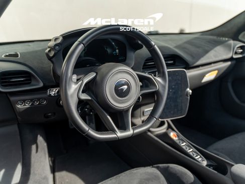 Used 2025 McLaren Artura Spider image 24