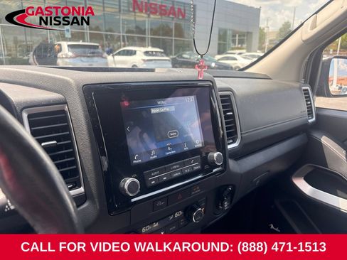Used 2024 Nissan Frontier SL AWD/4WD image 9
