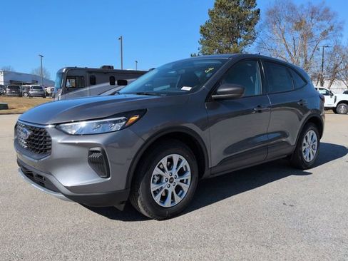 New 2026 Ford Escape Active image 7