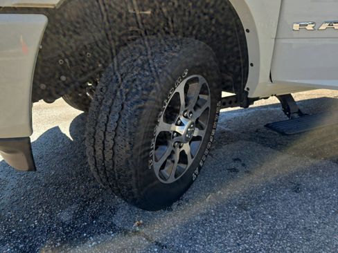 Used 2024 RAM 2500 Limited w/ Safety Group image 34