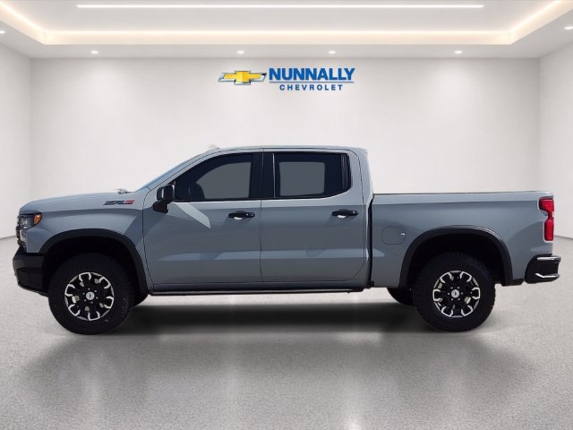Used 2024 Chevrolet Silverado 1500 ZR2 w/ Technology Package AWD/4WD image 2