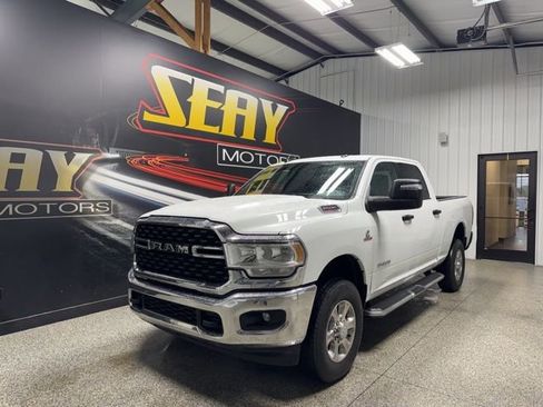 Used 2024 RAM 2500 Big Horn image 1