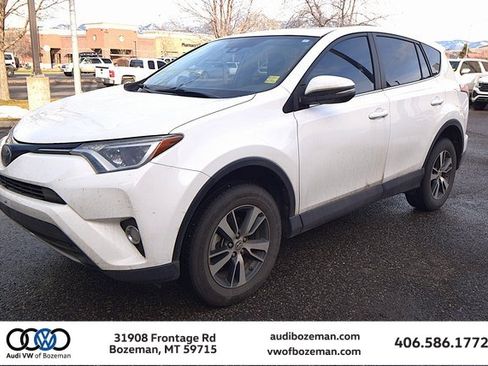 Used 2018 Toyota RAV4 XLE image 1