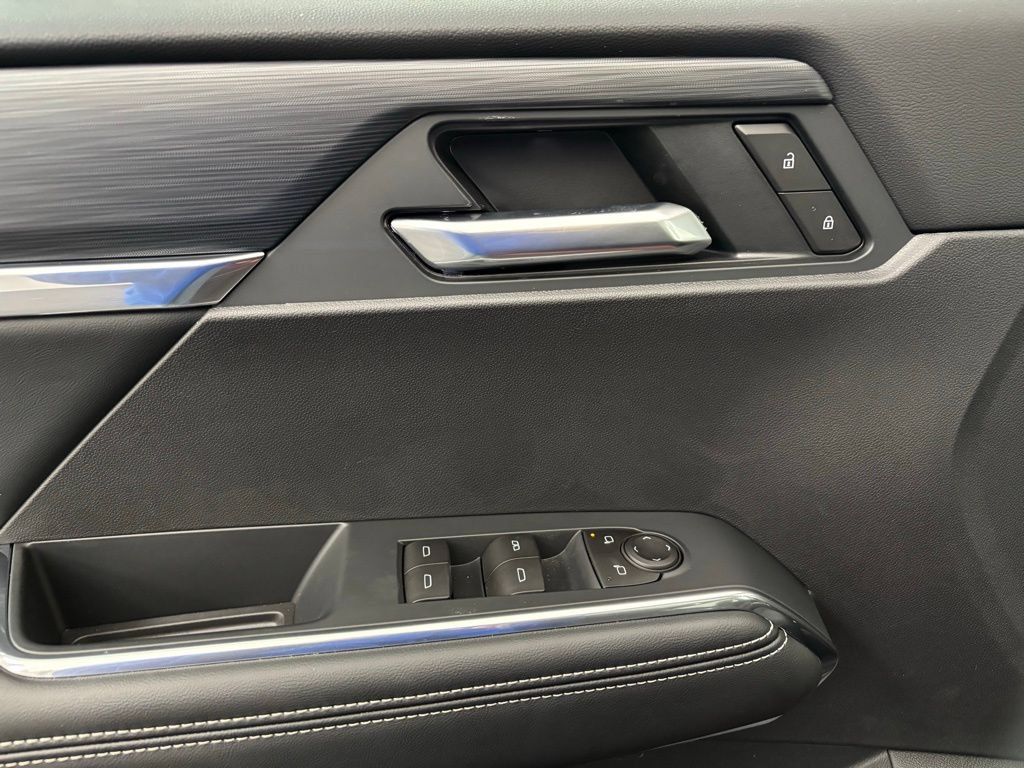 New 2026 GMC Acadia Elevation w/ Elevation Premium Package AWD/4WD image 19