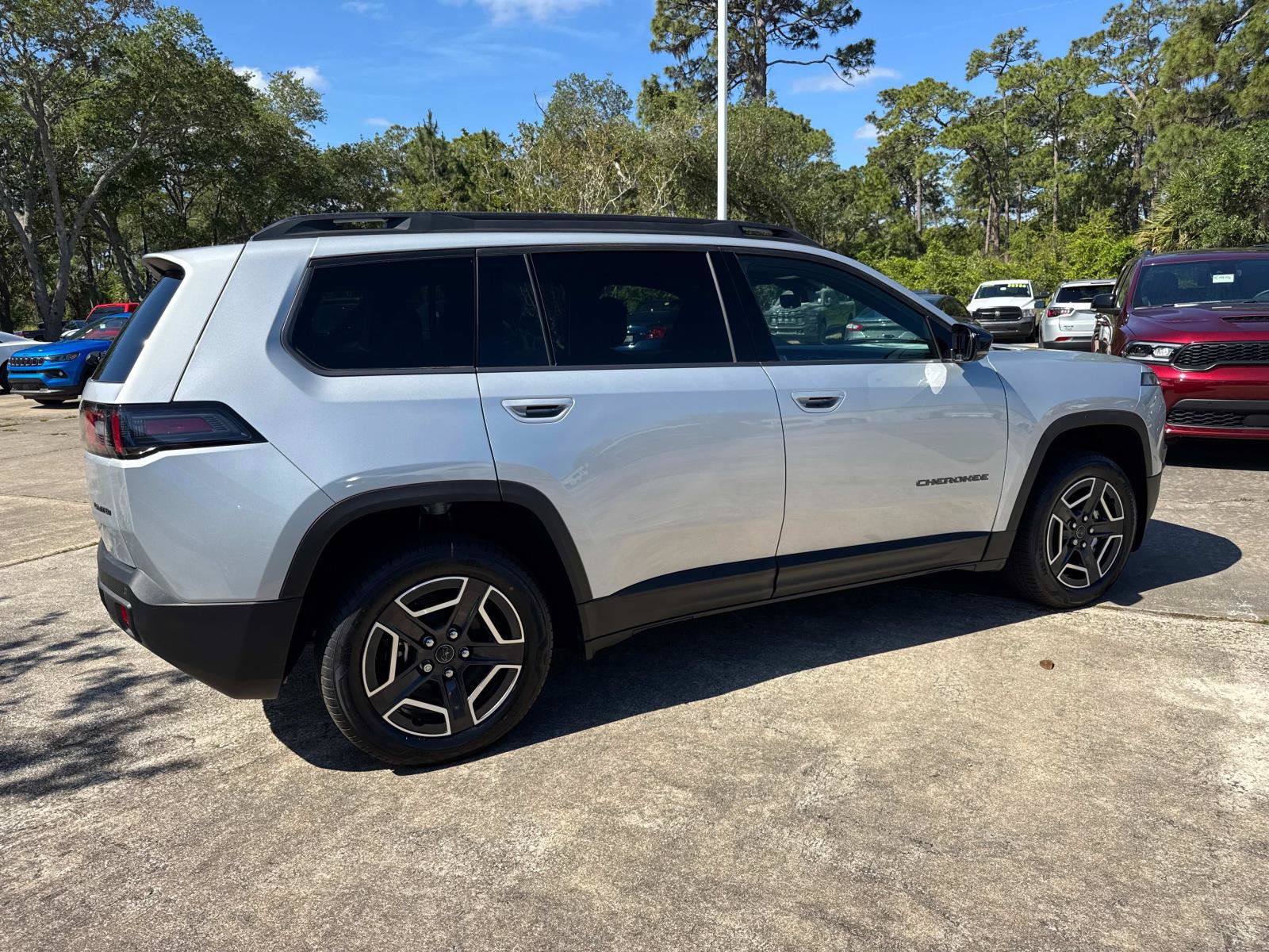 New 2026 Jeep Cherokee Limited AWD/4WD image 3