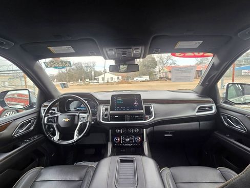 Used 2023 Chevrolet Suburban Premier RWD image 14