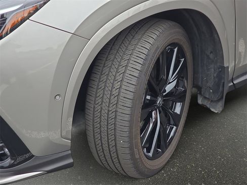 Certified 2025 Lexus NX 450h+ F Sport image 33