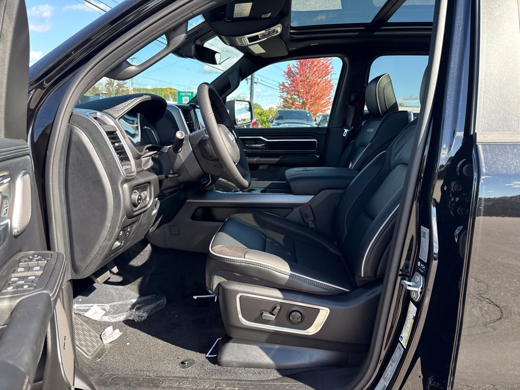 New 2027 RAM 1500 Laramie AWD/4WD image 17