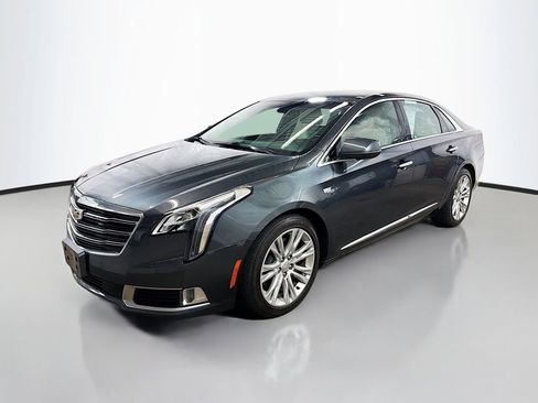 Used 2018 Cadillac XTS Luxury AWD/4WD image 5