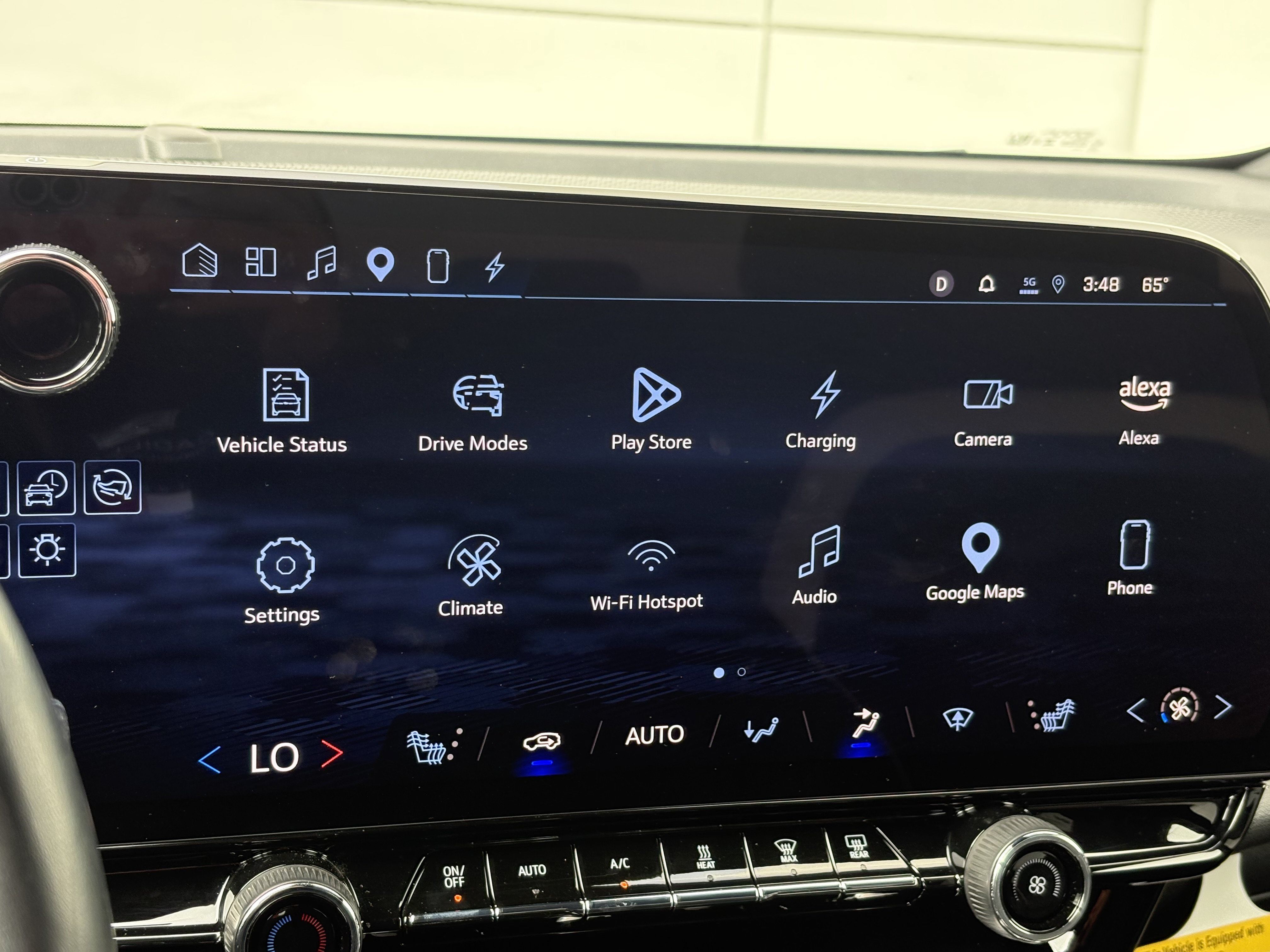 Used 2024 Chevrolet Blazer EV LT AWD/4WD image 22