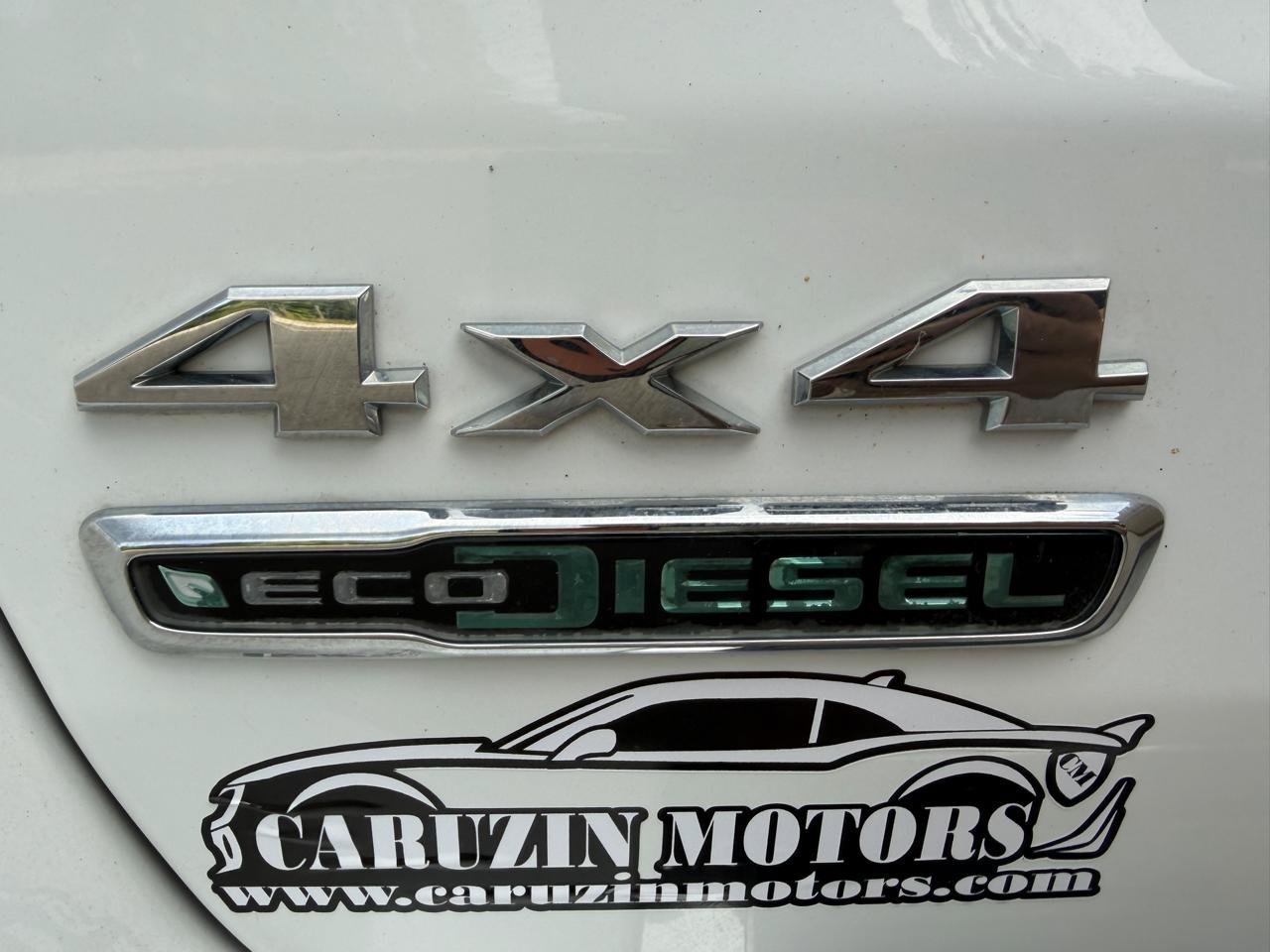 Used 2015 Jeep Grand Cherokee Overland w/ Advanced Technology Group AWD/4WD image 10