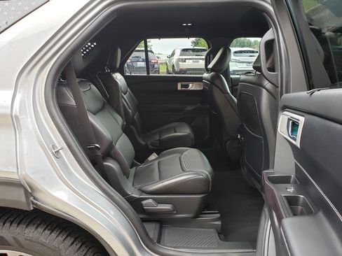 Used 2020 Ford Explorer ST w/ Premium Technology Package AWD/4WD image 16
