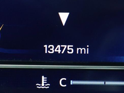 Used 2024 Chevrolet Tahoe RST w/ Luxury Package image 32