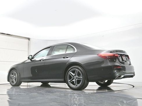 Used 2023 Mercedes-Benz E 350 4MATIC Sedan image 33