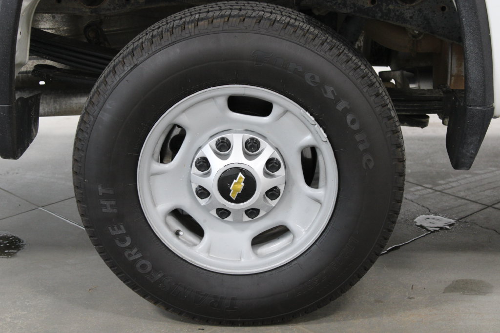 Used 2024 Chevrolet Silverado 2500 W/T w/ WT Convenience Package AWD/4WD image 17