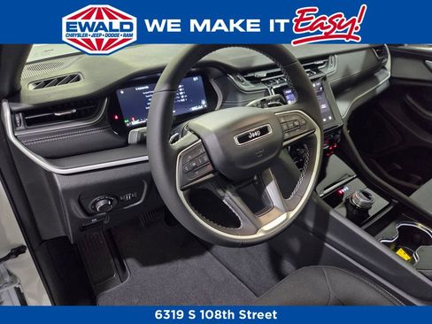 New 2026 Jeep Grand Cherokee Laredo X AWD/4WD image 5