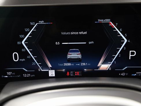 Used 2023 BMW X7 xDrive40i w/ M Sport Package image 24