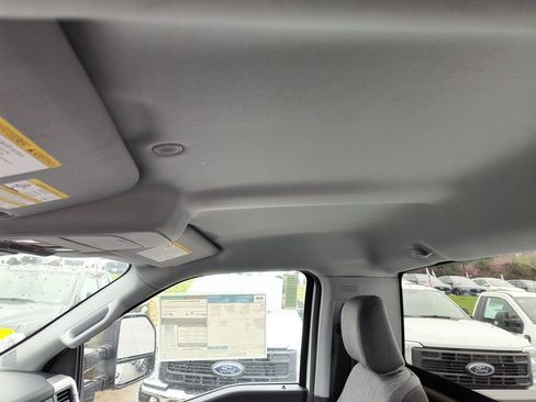 New 2025 Ford F250 XLT image 44