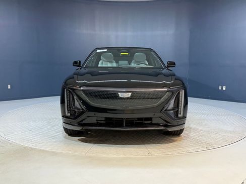 New 2026 Cadillac Lyriq Sport AWD/4WD image 6