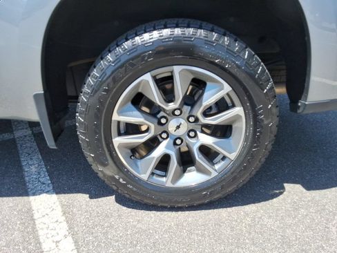 Certified 2024 Chevrolet Silverado 1500 RST AWD/4WD image 13