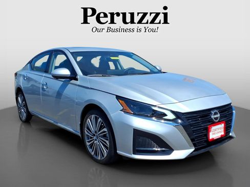 Certified 2023 Nissan Altima 2.5 SL AWD/4WD image 1