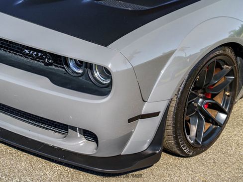 Used 2018 Dodge Challenger SRT Hellcat image 59