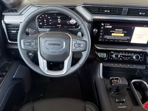 New 2026 GMC Sierra 1500 Denali w/ Denali Reserve Package AWD/4WD image 15