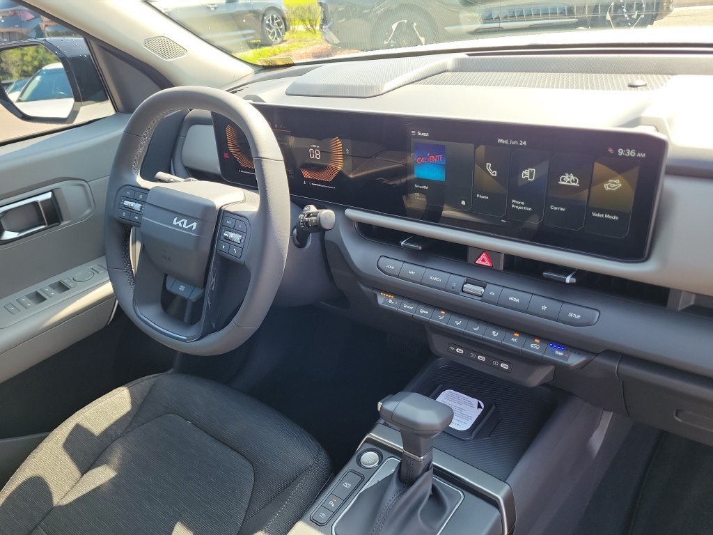 New 2027 Kia Seltos S FWD image 8