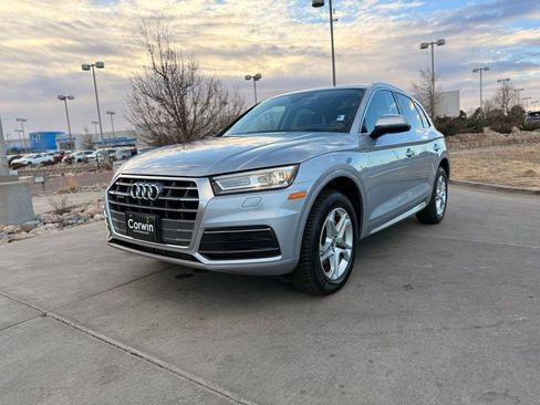 Used 2019 Audi Q5 2.0T Premium w/ Convenience Package image 3