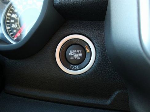 Used 2024 RAM 2500 Big Horn w/ Safety Group image 20