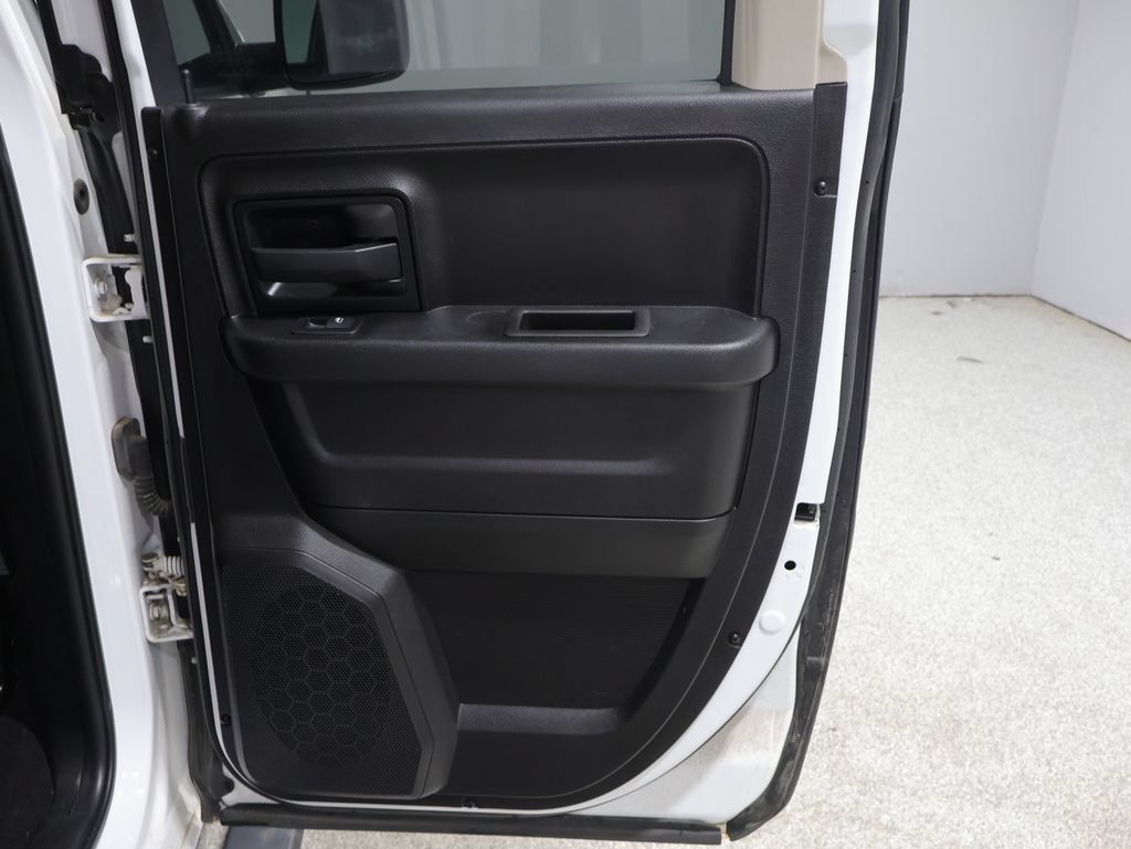 Used 2019 RAM 1500 Express AWD/4WD image 22