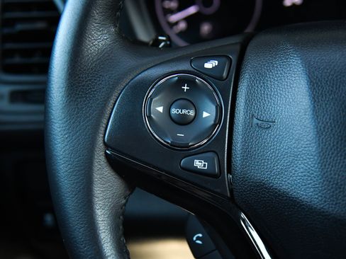 Used 2022 Honda HR-V Sport image 29