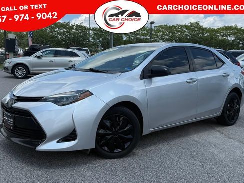 Used 2017 Toyota Corolla LE w/ Carpet Mat Package (TMS) FWD image 1
