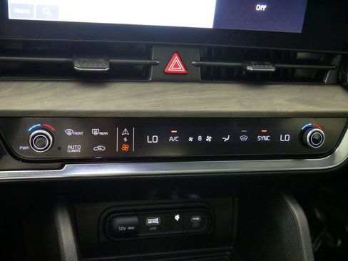 Used 2024 Kia Sportage X-Pro AWD/4WD image 33