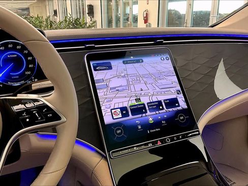 Used 2023 Mercedes-Benz EQS 450+ Sedan image 6