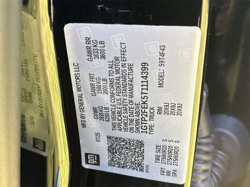 New 2026 GMC Canyon Denali w/ LPO, Denali Black Edition image 29