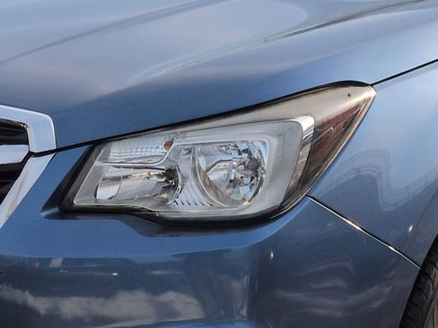 Used 2017 Subaru Forester 2.5i Premium w/ All-Weather Package image 11