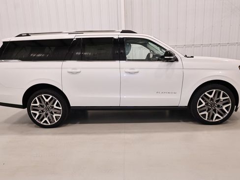 New 2026 Ford Expedition Max Platinum AWD/4WD image 2