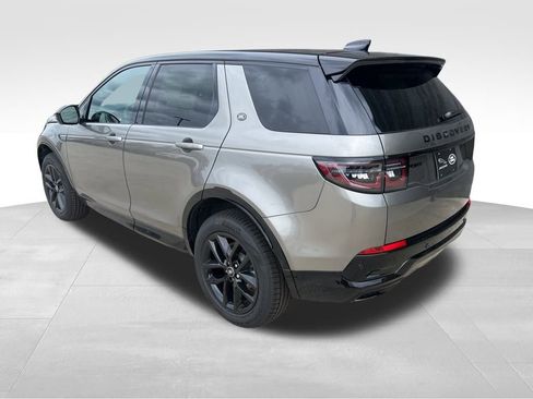 New 2025 Land Rover Discovery Sport Dynamic SE image 4