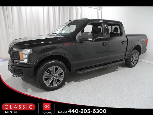Used 2018 Ford F150 XLT w/ Equipment Group 302A Luxury AWD/4WD image 3