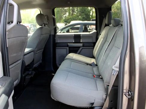 Used 2019 Ford F150 XLT image 18