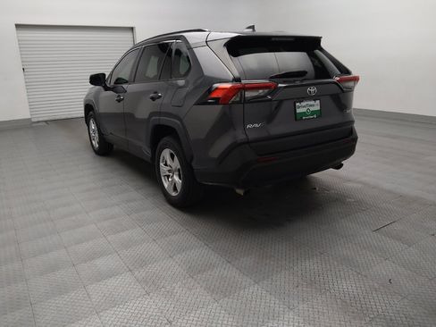 Used 2020 Toyota RAV4 XLE w/ Convenience Package image 5